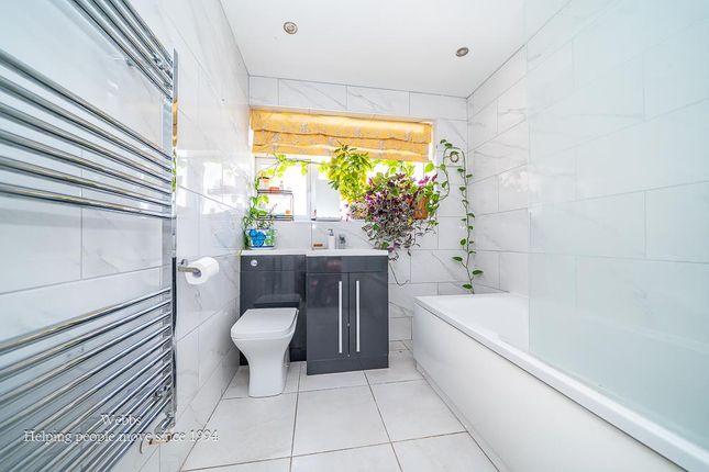 132, High Hill, Wolverhampton photo 4