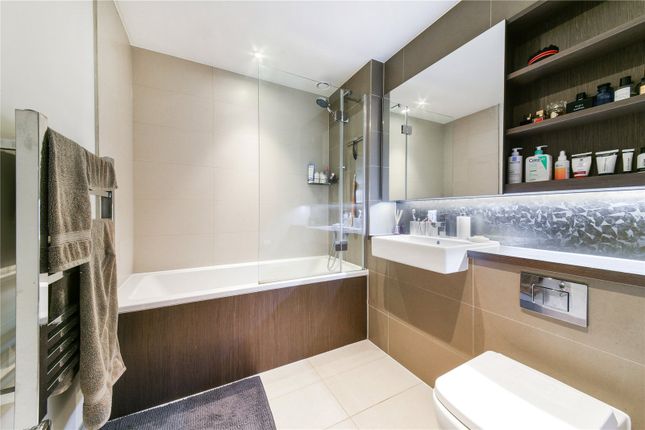 Flat for sale in Hopgood Tower, 15 Pegler Square