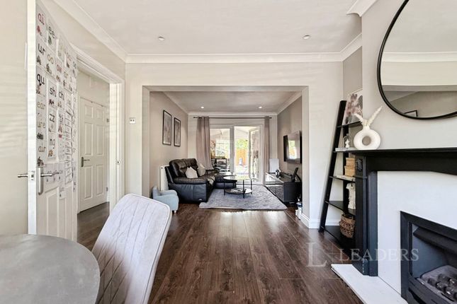 5, Chantry Road, Bedford photo 3