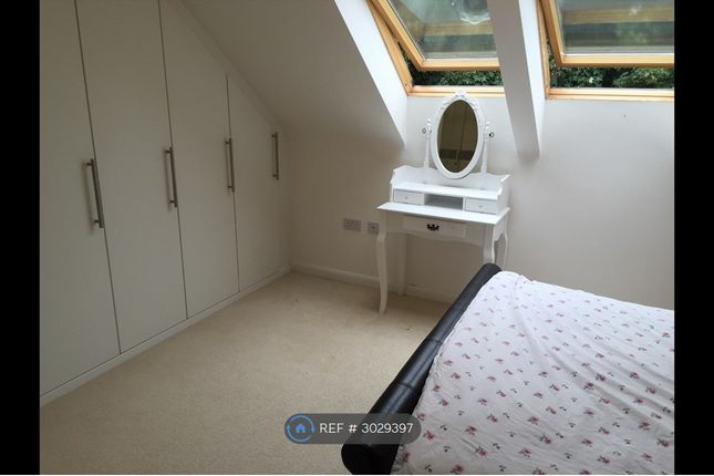 Kendrick Grove, Hall Green, Birmingham photo 3