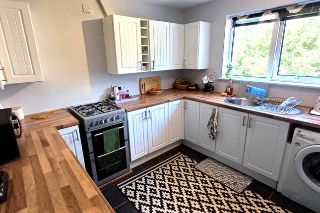 25, Fox Close, Chipping Norton photo 2