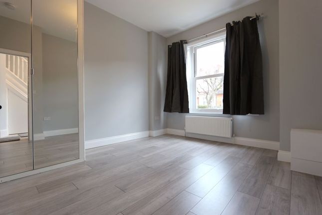Thumbnail End terrace house to rent in Hewitt Avenue, London