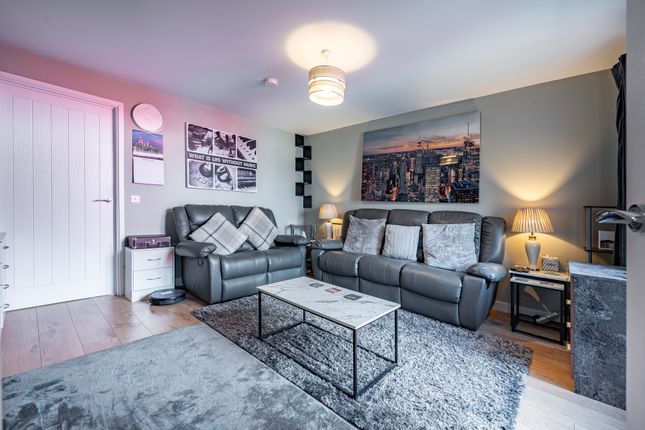102 Swanston Street, Dalmarnock, Glasgow photo 3
