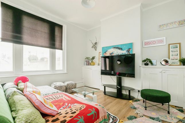 25a, Western Road, St. Leonards-On-Sea photo 2