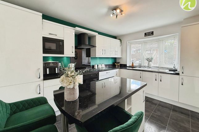 Lynx Cottage Ruskin Road, Stanford-Le-Hope photo 2