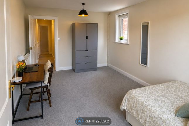 1-bed house on West Hill Road, Ryde - Isle Of Wight, £600/mo