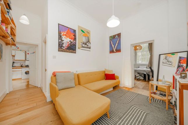 35C, Parkhurst Road, London photo 2
