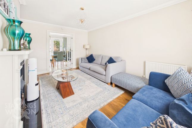 49 Lord Nelson Drive, Norwich photo 2