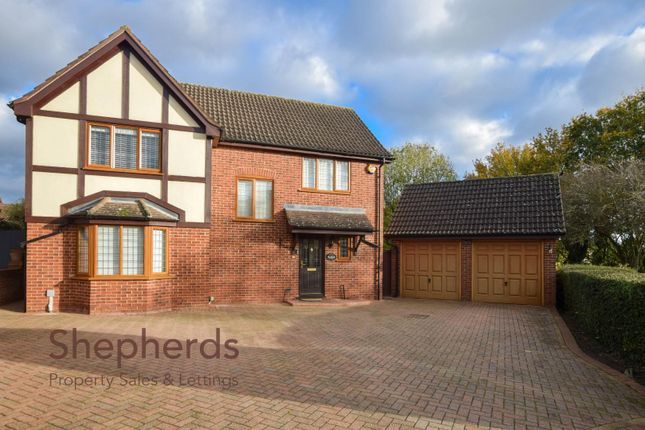 Thumbnail Detached house for sale in Acacia Close, West Cheshunt