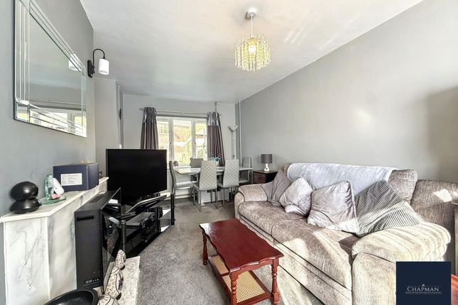 38 Bryn Ivor Street, Tonypandy photo 3
