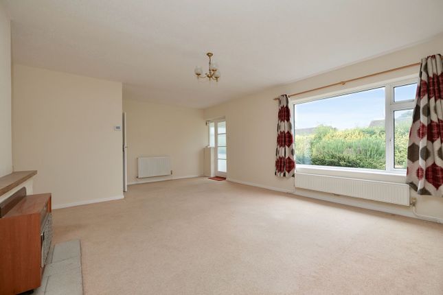 62, Desborough Road, Huntingdon photo 3