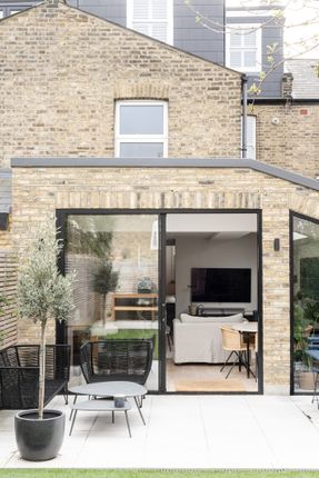 Terraced house for sale in Bawdale Road, London