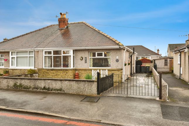 2-bed bungalow on 7, Fairhope Avenue, Lancashire, £190,000