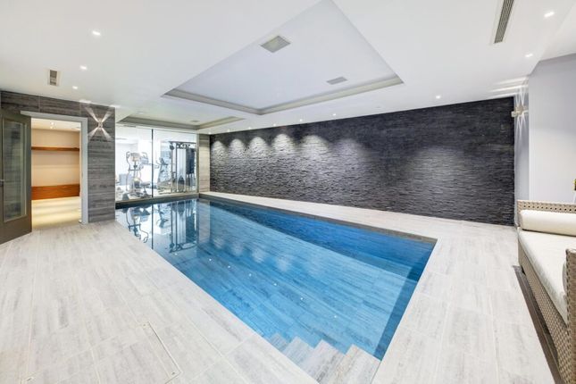 15, Oakfields Road, London photo 2