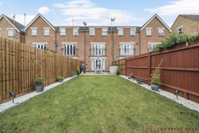 Thumbnail Mews house for sale in Pembroke Avenue, Pinner