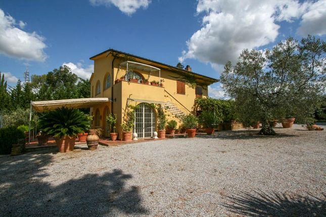 Thumbnail Villa for sale in Guardistallo, Pisa, Tuscany, Italy