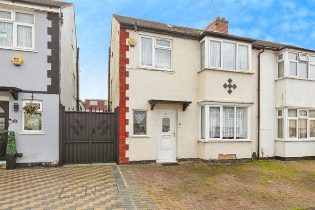 Thumbnail Semi-detached house for sale in Leeds Road, Slough