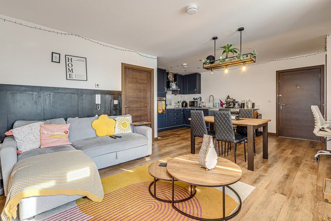Flat 135, 27, Victoria Avenue, Southend-on-Sea photo 4