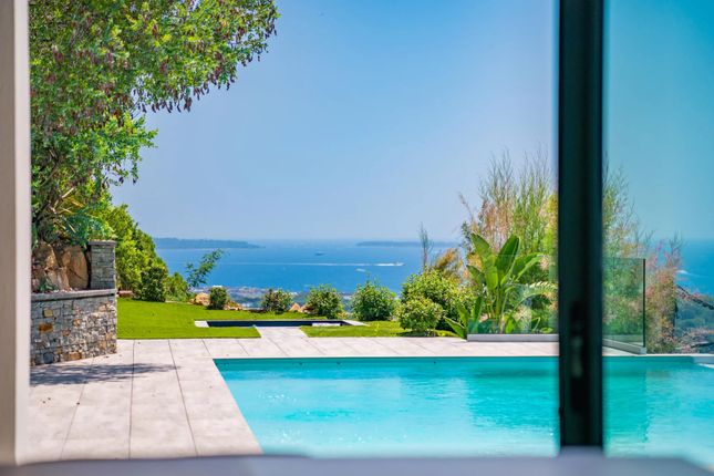 Villa for sale in Mandelieu La Napoule, Cannes Area, French Riviera