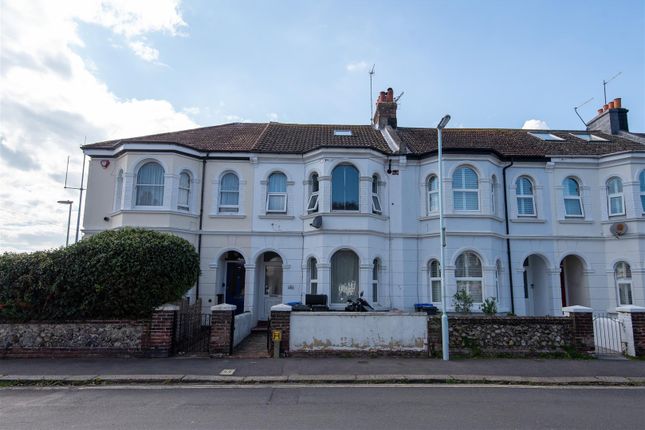 3Eastcourt-1.Jpg