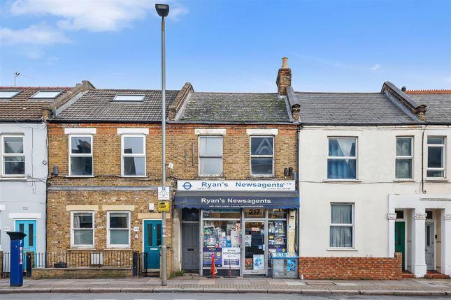 1-bed flat on 217a, Merton Road, London, £235,000
