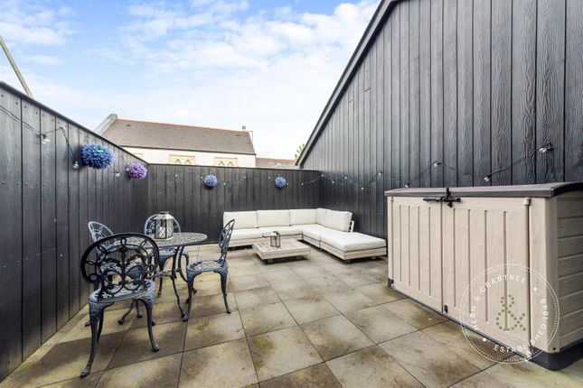 4, Tair Erw Gain, Cardiff photo 2