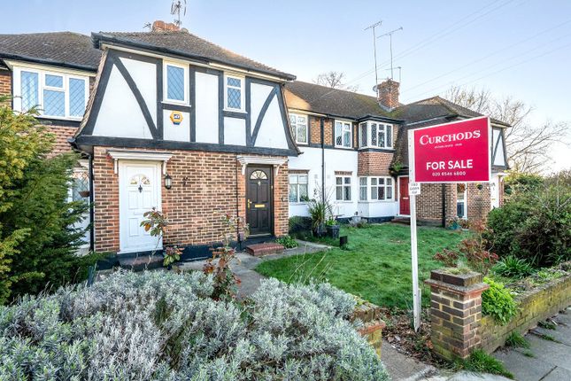 2-bed flat on 12, Latchmere Lane, Kingston Upon Thames, £399,950