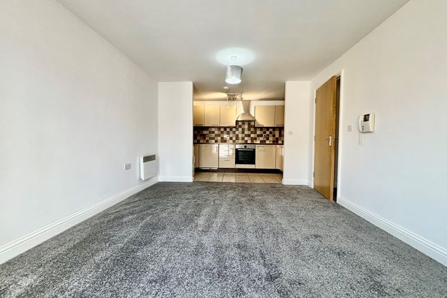 Flat 7, Gillingham photo 2