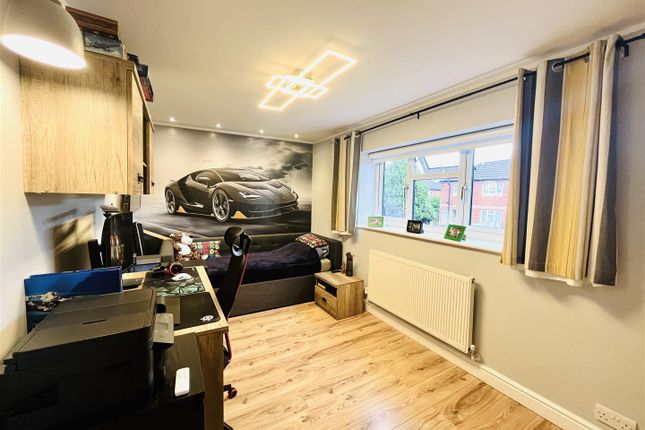 Terraced house for sale in Mainwood Road, Timperley, Altrincham
