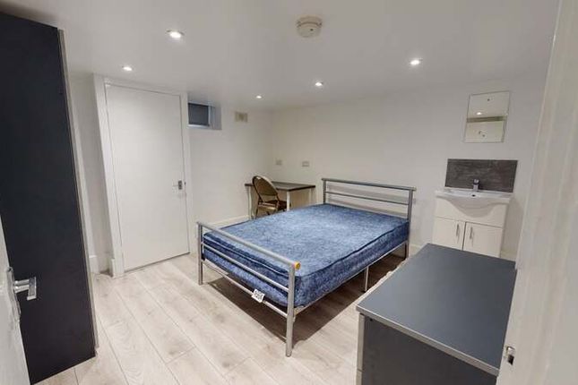 Beamsley Mount Hyde Park, Leeds photo 2