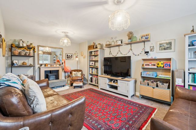 17 Ford's Croft, Thame photo 3
