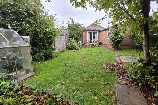 13, Wulfstan Drive, Long Itchington photo 2