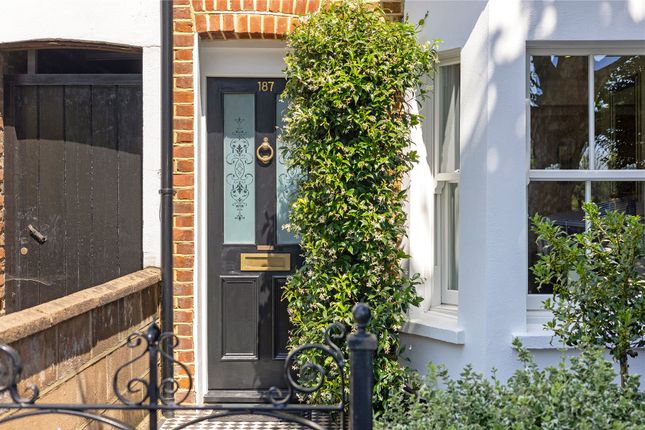 187, Lower Mortlake Road, Richmond photo 2