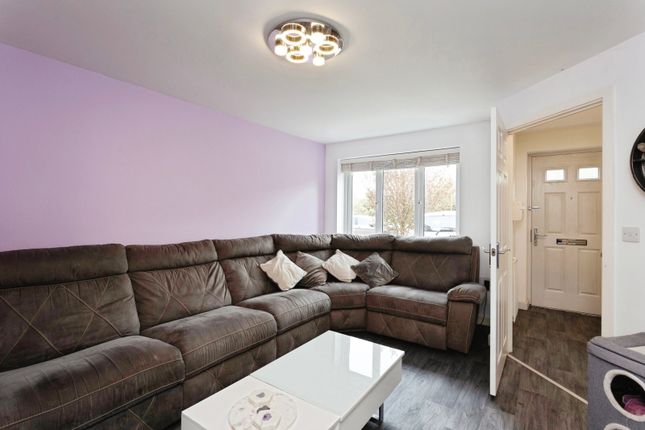 11, Skipper Close, Loughborough photo 2