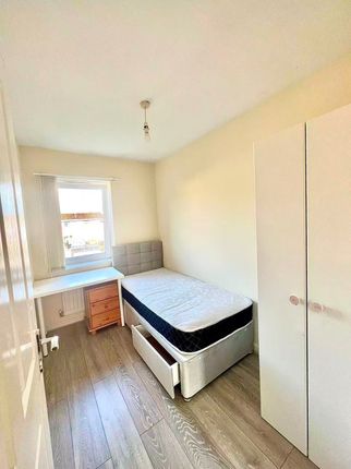 Room 1, 39, Devonshire Street South, Manchester photo 2
