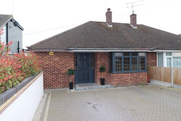 Thumbnail Bungalow to rent in Lilian Crescent, Brentwood