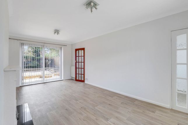 67 Peacock Crescent, Nottingham photo 4