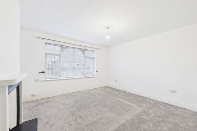 4 Parade Mansions Sea Road, Littlehampton photo 4