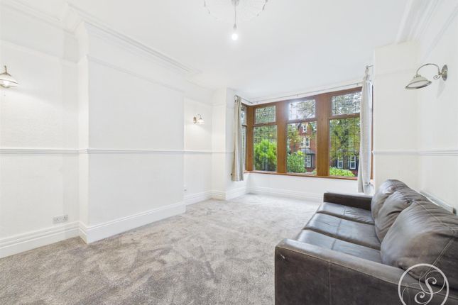 43, Harehills Avenue, Leeds photo 4