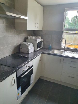 Property to rent in Woodford Road, Watford