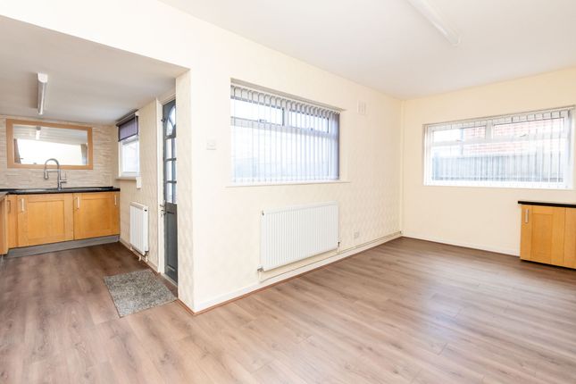 End terrace house for sale in Capesthorne Road, Warrington