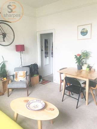 Flat 3, London photo 3