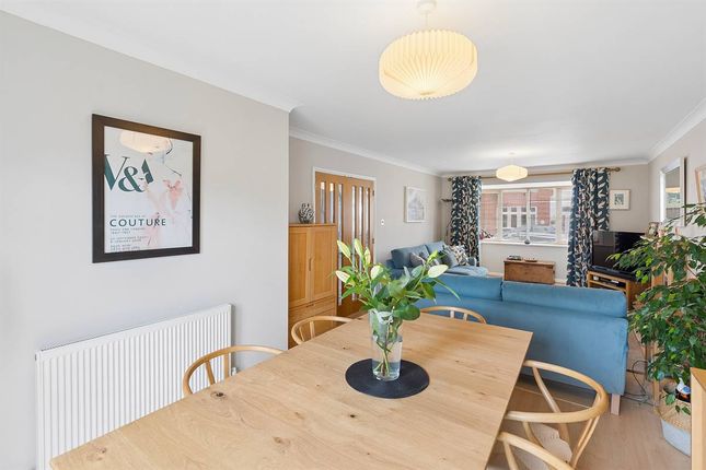 2, Baddlesmere Road, Whitstable photo 4