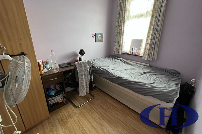 Terraced house for sale in Leamington Road, Southall