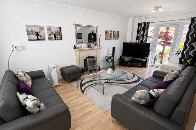 30, Shelley Avenue, Colchester photo 2