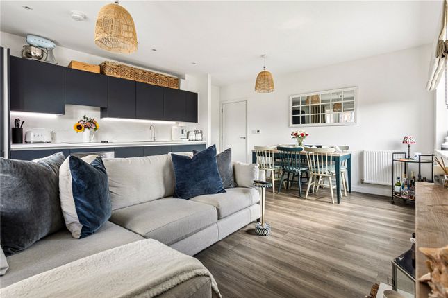 1, Bluebell House, 3, Springfield Drive, London photo 4