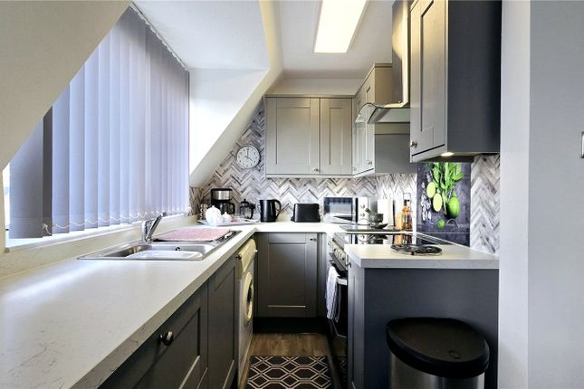 18, Isallt Lodge, Holyhead photo 2