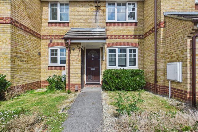 1-bed house on 34 Carnation Way, Aylesbury, £190,000