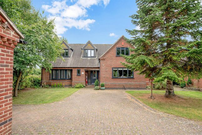 94 Grantham Road Web Ph-16.Jpg
