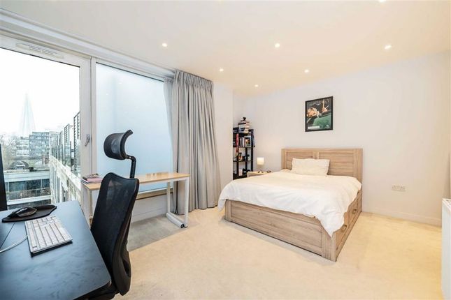Flat 10, Globe View House, 171, Blackfriars Road, London photo 4